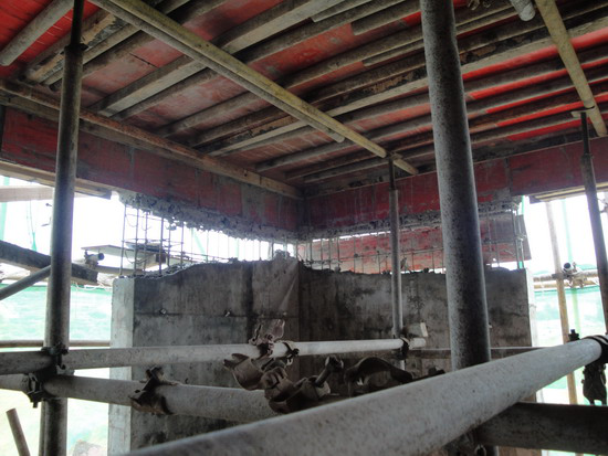 （2010年）威海市學(xué)府佳園（槐云舊村改造）A17號(hào)樓剪力墻混凝土施工缺陷鑒定項(xiàng)目