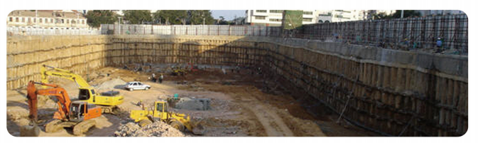 煙臺天鴻時代廣場濱海景區(qū)采用排樁＋預(yù)應(yīng)力錨索進行基坑支護(2003年)